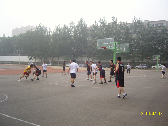 京鲁所组织篮球友谊赛(图1) 京鲁所组织篮球友谊赛(图1)